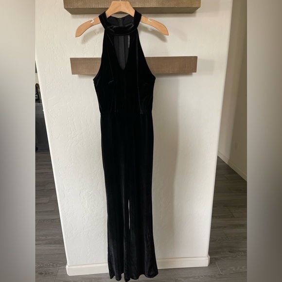 Crystal Doll| Black Velvet Jumpsuit in Flare, Wide Leg, Sleeveless, High Neck••• - Picture 3 of 12